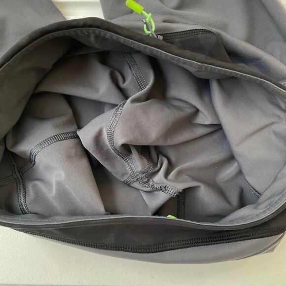 Ivivva Girl’s Elastic Waist Athletic Yoga Leggings Size 12 Grey Black - Picture 12 of 16